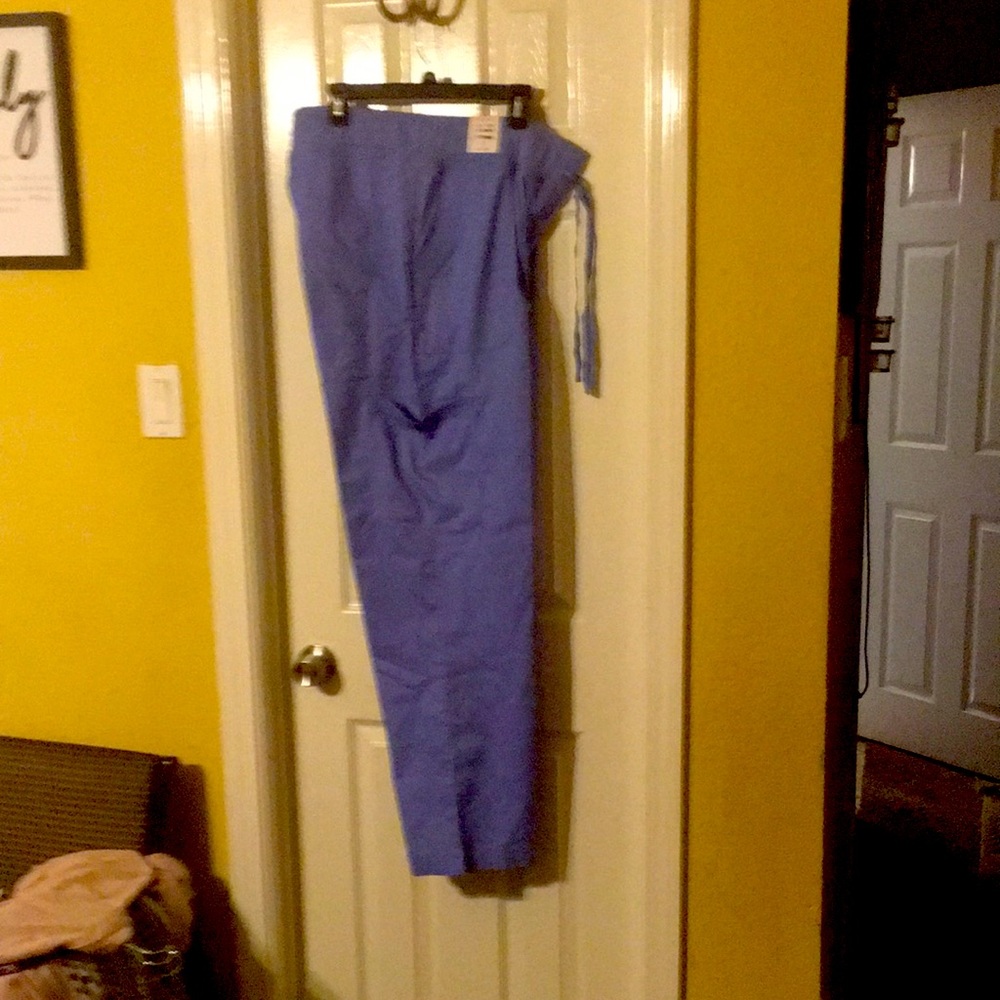 Men scrubs pants X/L Tall light blue koi,